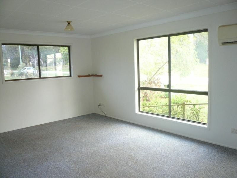1 Allambie Street, Macleay Island QLD 4184