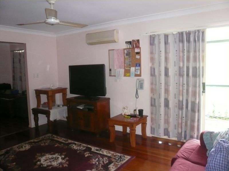 18 Granadilla St, Macleay Island QLD 4184