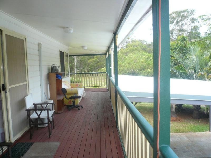 18 Granadilla St, Macleay Island QLD 4184