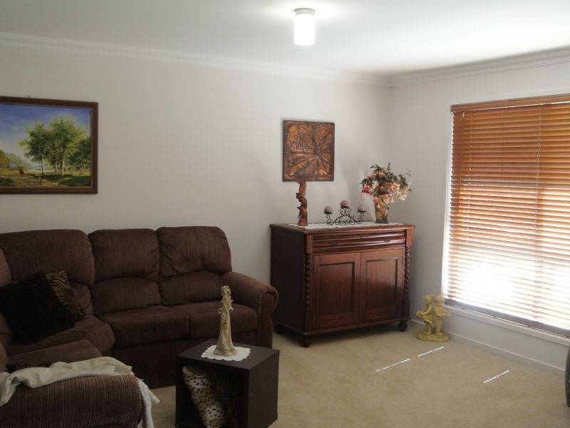 2 Orana St, Macleay Island QLD 4184