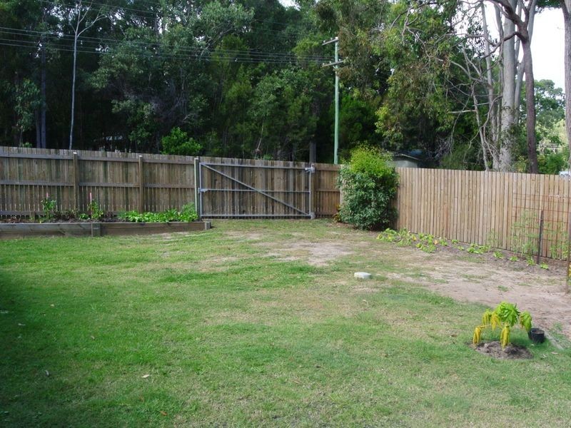 2 Orana St, Macleay Island QLD 4184