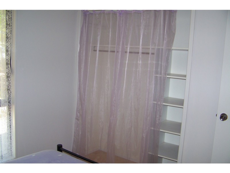 10 Peace St, Lamb Island QLD 4184