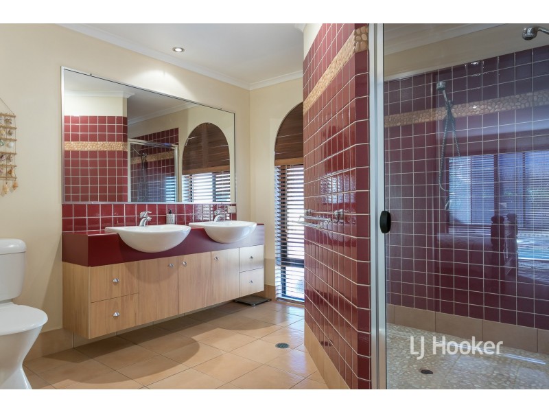 7 Irene Court, Redland Bay QLD 4165