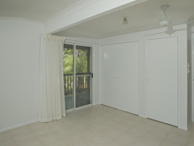 21 Coast Road, Macleay Island QLD 4184