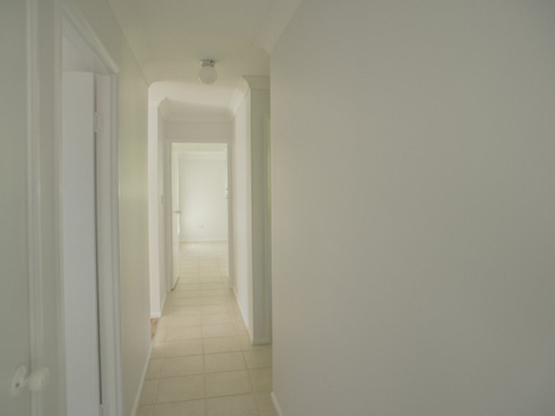 21 Coast Road, Macleay Island QLD 4184