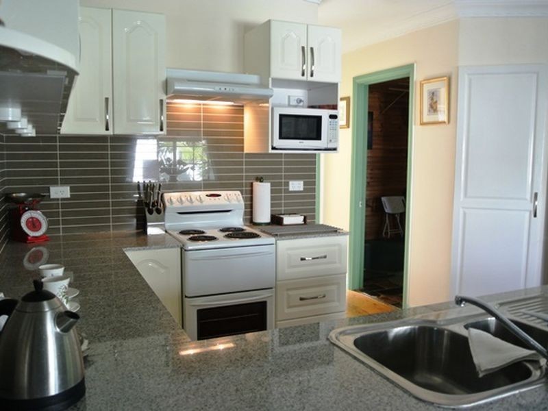 36 MELALEUCA, Lamb Island QLD 4184
