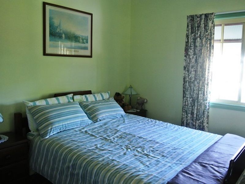 36 MELALEUCA, Lamb Island QLD 4184