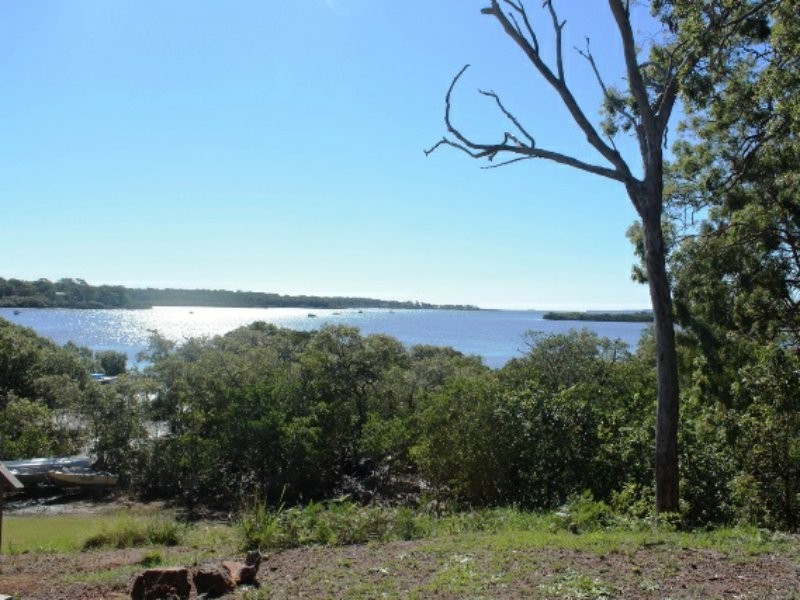 54 Timothy Street, Macleay Island QLD 4184