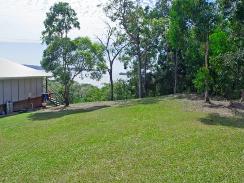54 Timothy Street, Macleay Island QLD 4184