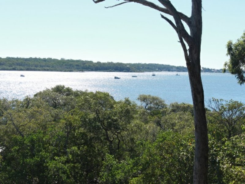 54 Timothy Street, Macleay Island QLD 4184