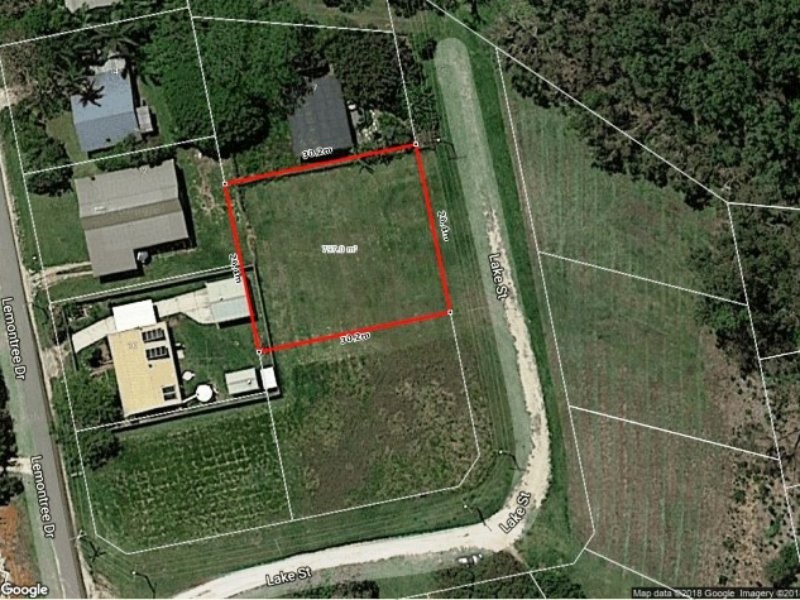5 Lake Street, Macleay Island QLD 4184