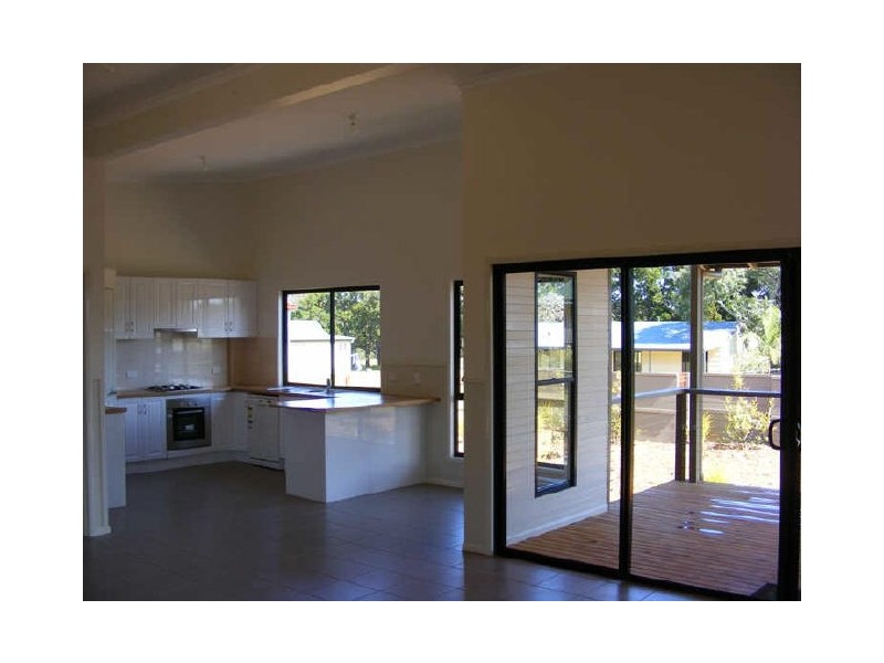 Macleay Island QLD 4184