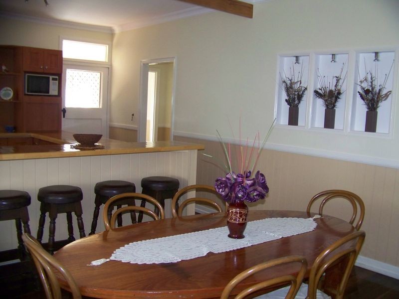 43 Charles Tce, Macleay Island QLD 4184