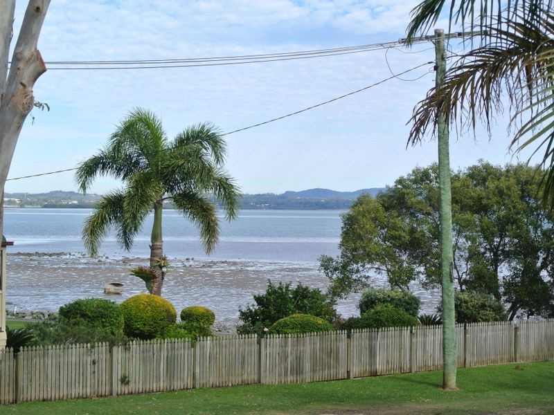 15 Orana St, Macleay Island QLD 4184