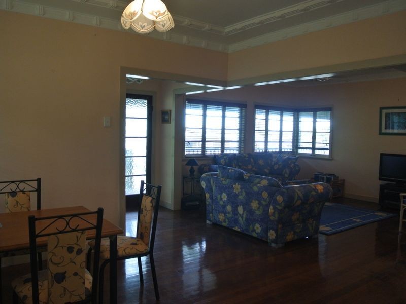 15 Orana St, Macleay Island QLD 4184