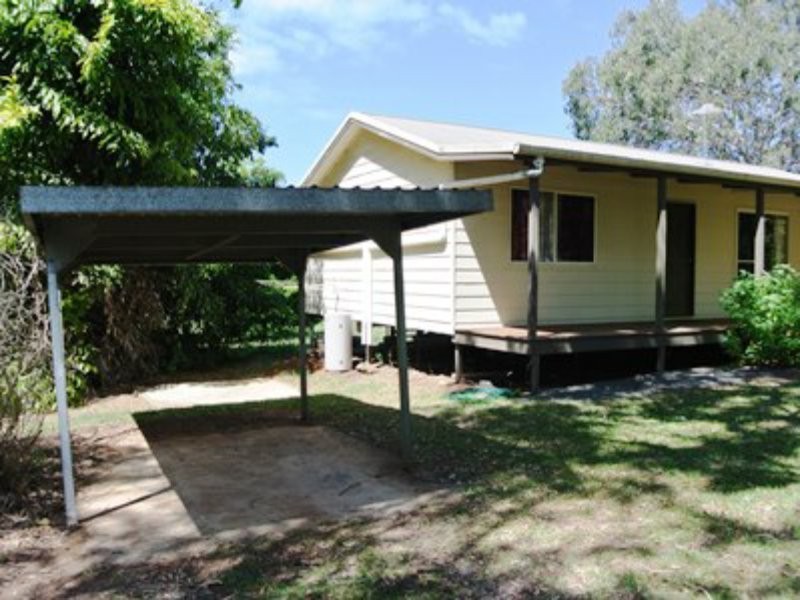 122 High Central Road, Macleay Island QLD 4184
