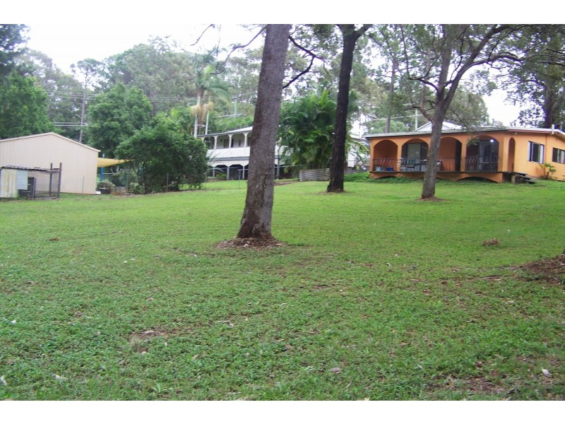 17-19 Helen pde, Lamb Island QLD 4184