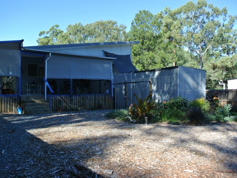 9 Ibis Street, Macleay Island QLD 4184