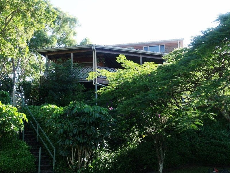 10 Koonwarra Pde, Macleay Island QLD 4184