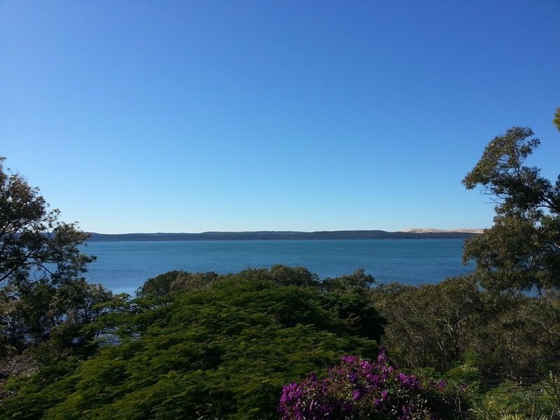 10 Koonwarra Pde, Macleay Island QLD 4184