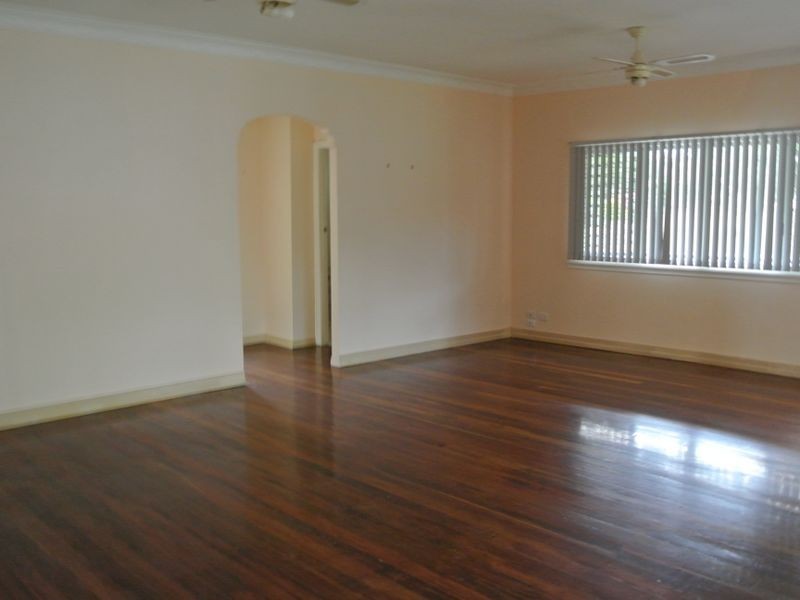 36 Francis, Macleay Island QLD 4184