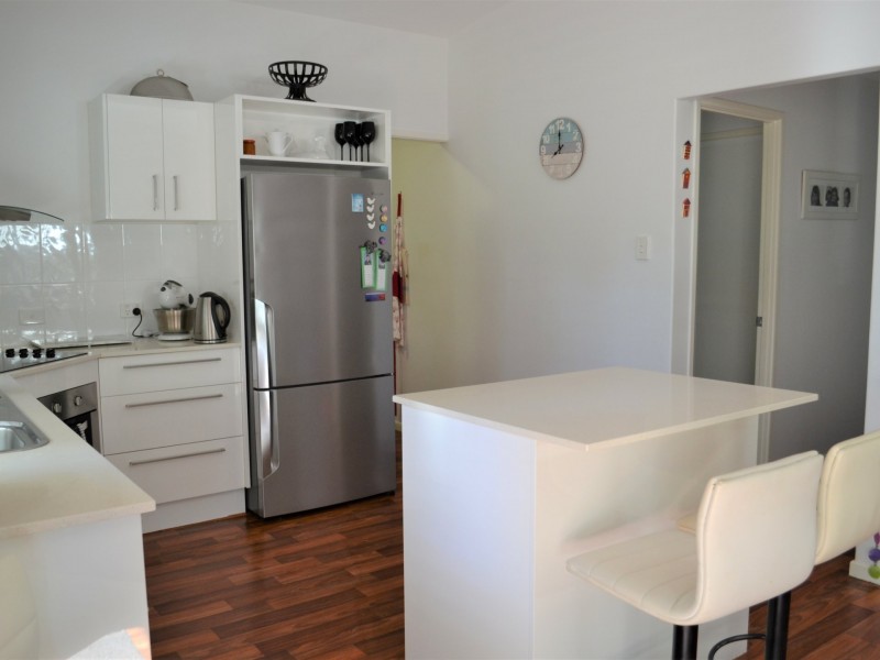 102 Treasure Island Avenue, Karragarra Island QLD 4184
