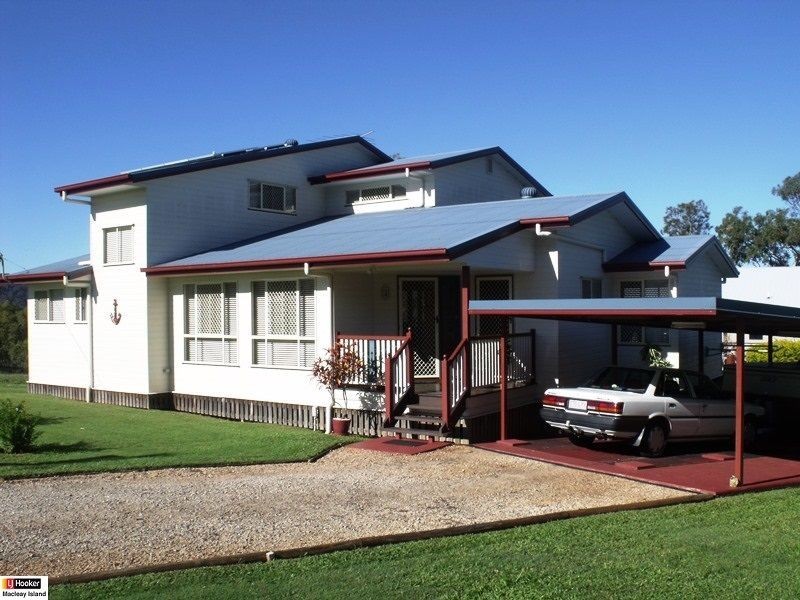 130 Canaipa Point Dr, Russell Island QLD 4184