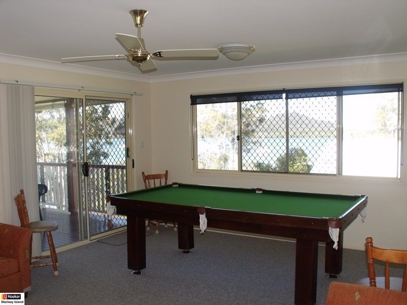 130 Canaipa Point Dr, Russell Island QLD 4184