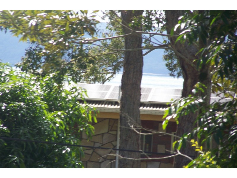 62 PERULPA DR, Lamb Island QLD 4184