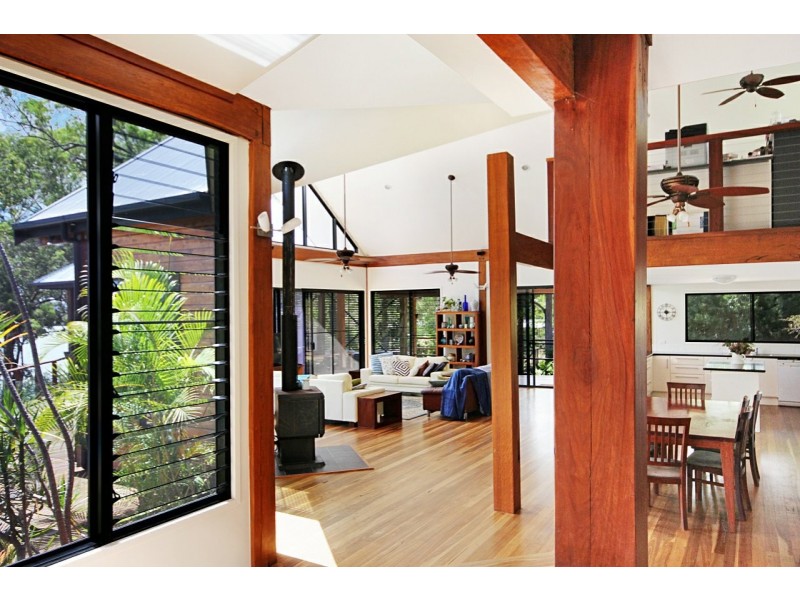 2-26 Cabriolet Crescent, Macleay Island QLD 4184