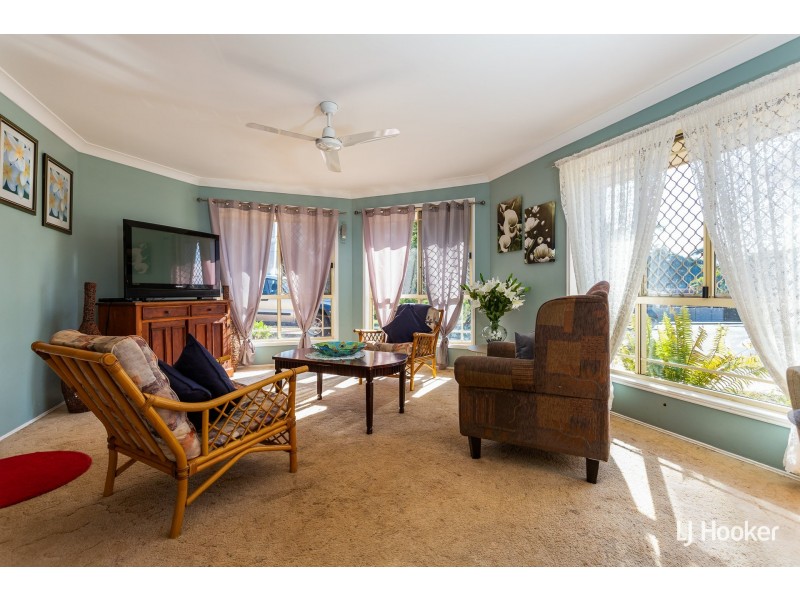 82 Pitt Street, Redland Bay QLD 4165