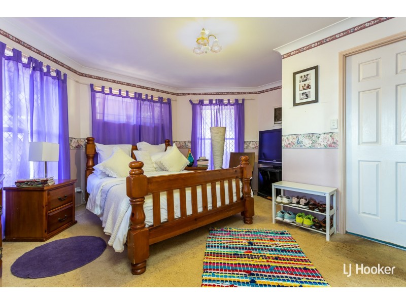 82 Pitt Street, Redland Bay QLD 4165