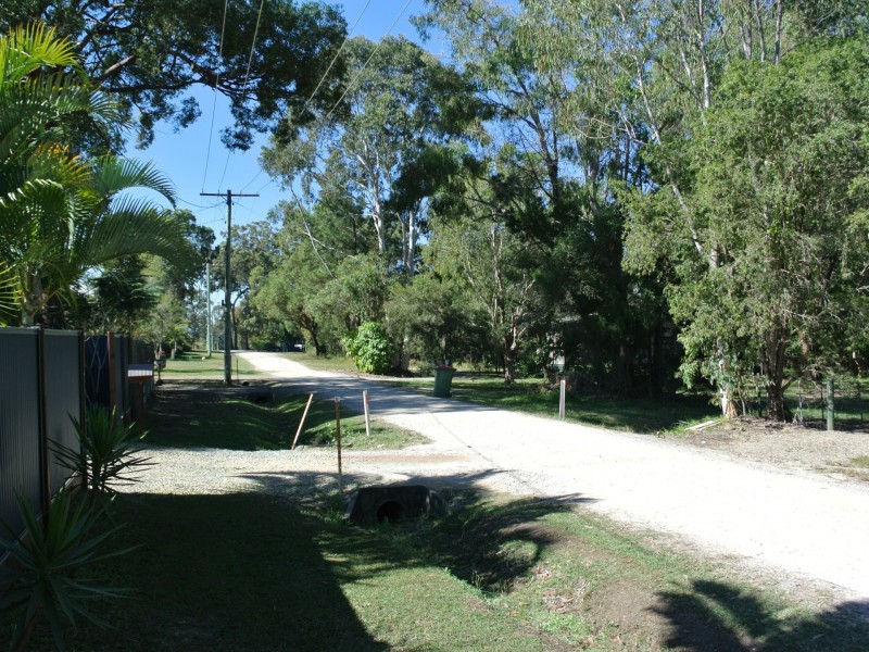 24 Orion Street, Macleay Island QLD 4184