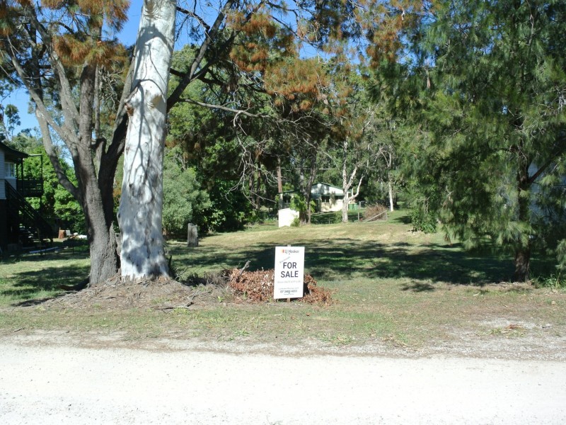24 Orion Street, Macleay Island QLD 4184