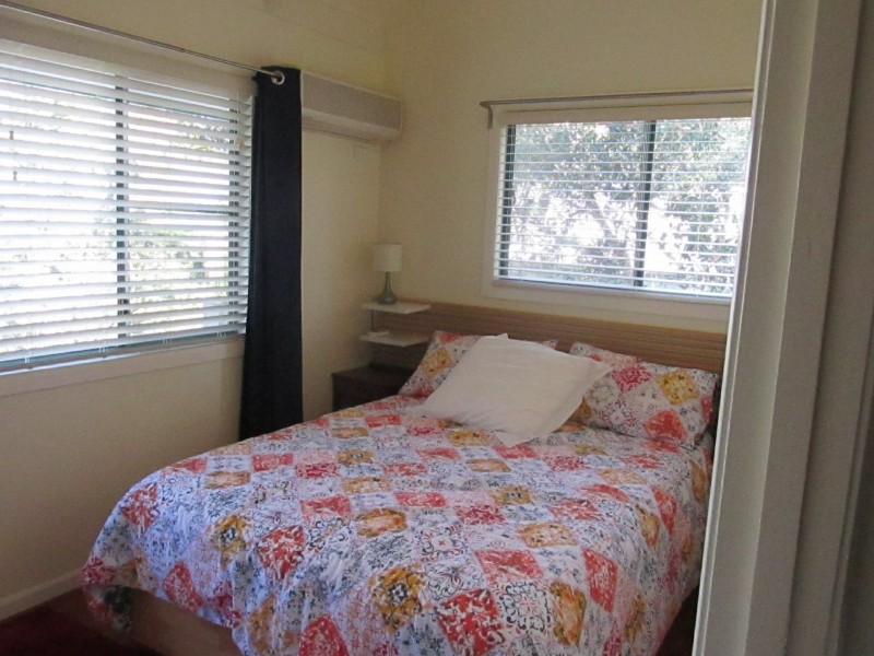 30 Deviot Street, Macleay Island QLD 4184