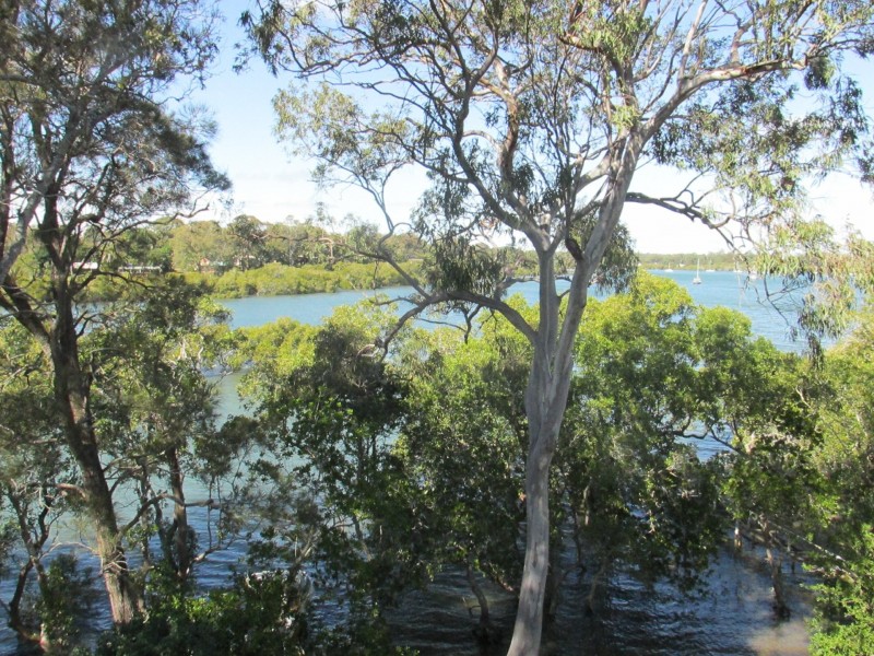 30 Deviot Street, Macleay Island QLD 4184