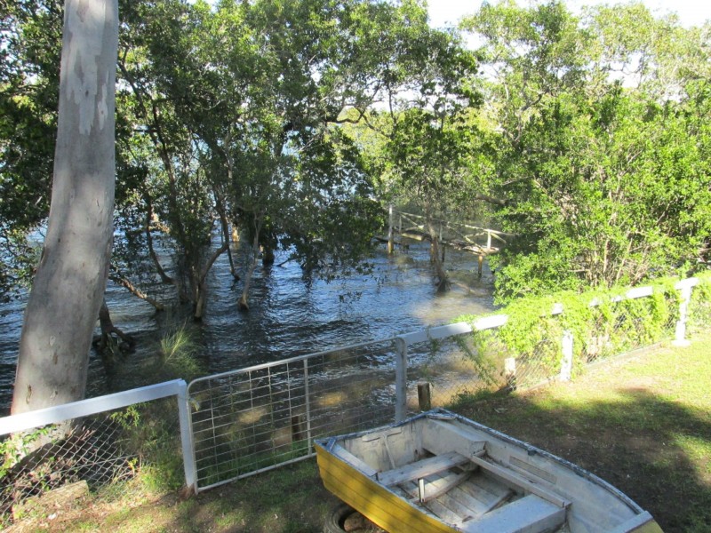 30 Deviot Street, Macleay Island QLD 4184