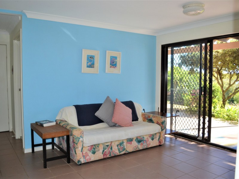 60 The Esplanade, Karragarra Island QLD 4184