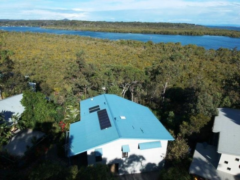 168 Treasure Island Avenue, Karragarra Island QLD 4184