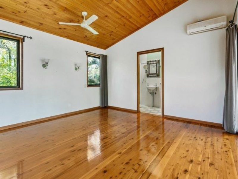 168 Treasure Island Avenue, Karragarra Island QLD 4184