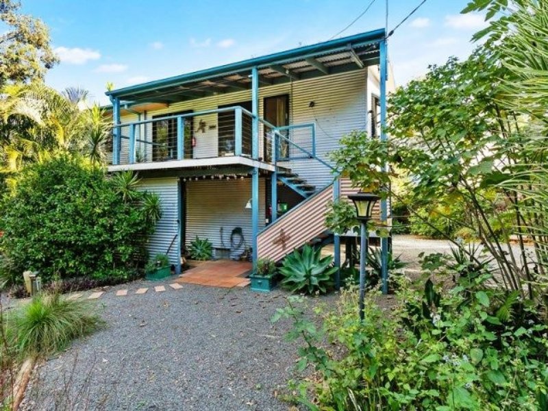 168 Treasure Island Avenue, Karragarra Island QLD 4184