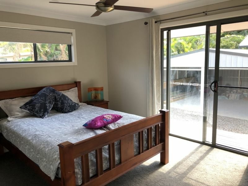 25 Udara Street, Macleay Island QLD 4184
