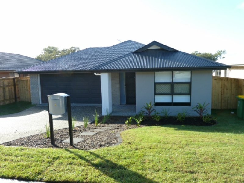 4 Treeline Place, Redland Bay QLD 4165