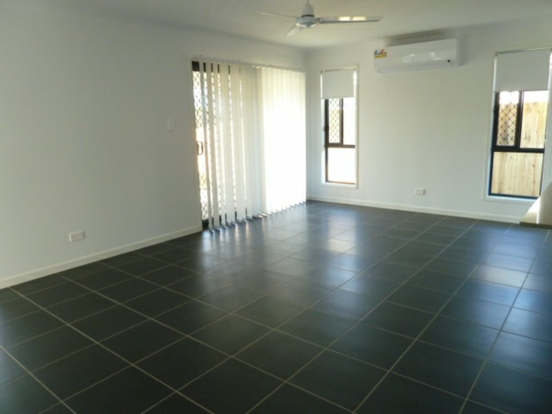 4 Treeline Place, Redland Bay QLD 4165