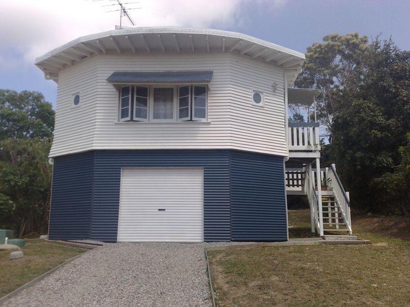 11 Camena Street, Macleay Island QLD 4184