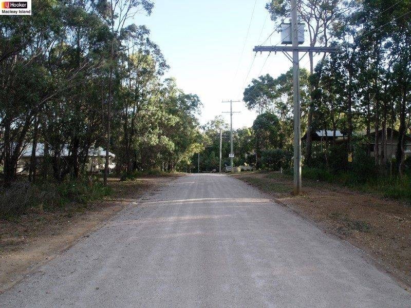 3-5 Pier Haven, Lamb Island QLD 4184