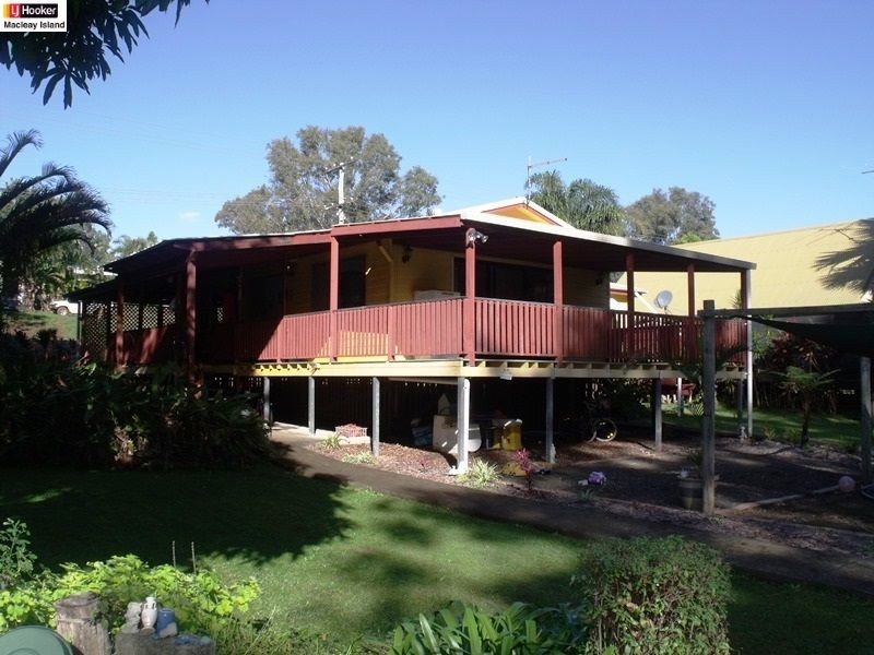 166 – 168 Lucas Dr, Lamb Island QLD 4184