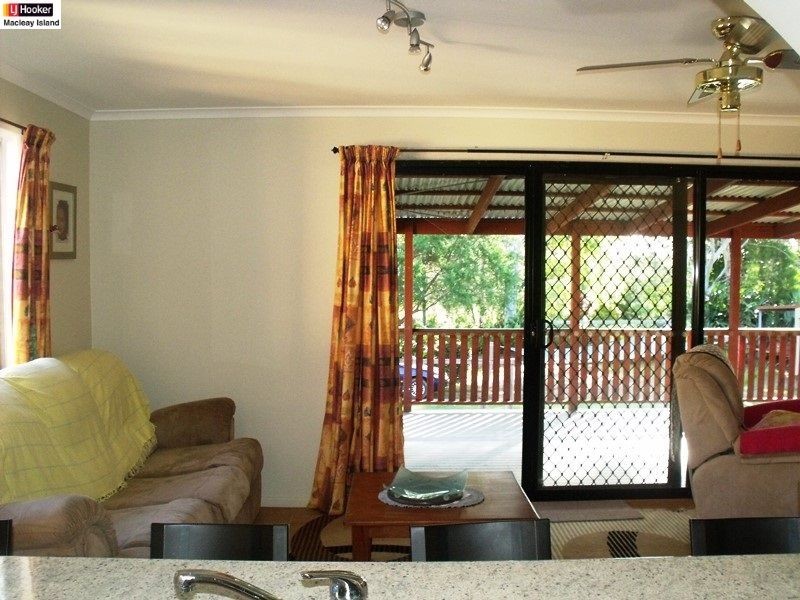 166 – 168 Lucas Dr, Lamb Island QLD 4184