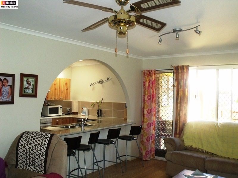 166 – 168 Lucas Dr, Lamb Island QLD 4184