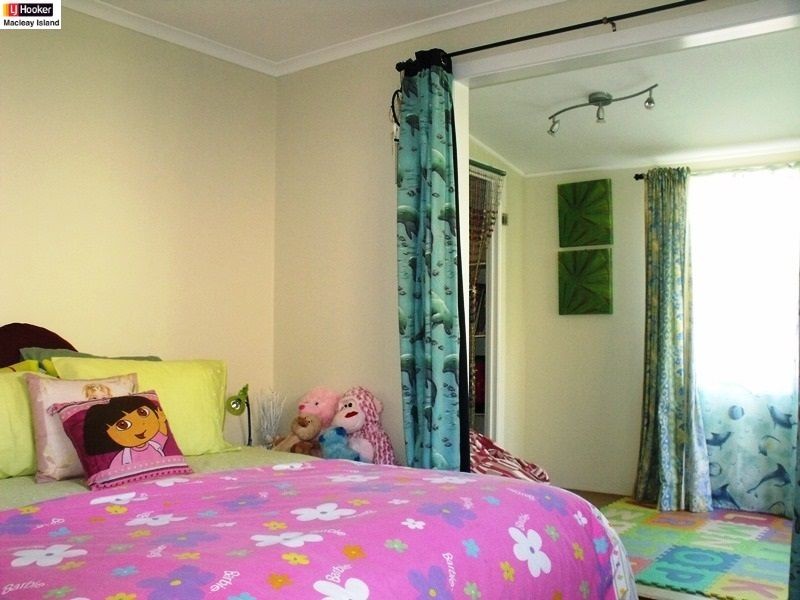 166 – 168 Lucas Dr, Lamb Island QLD 4184